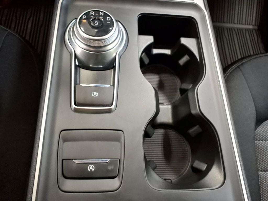 2023 Ford Edge SE