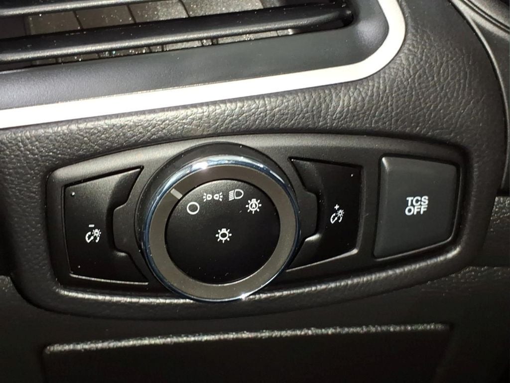 2023 Ford Edge SE