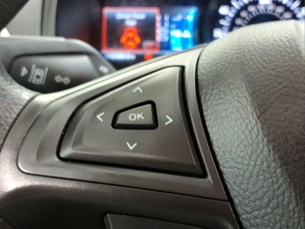 2023 Ford Edge SE