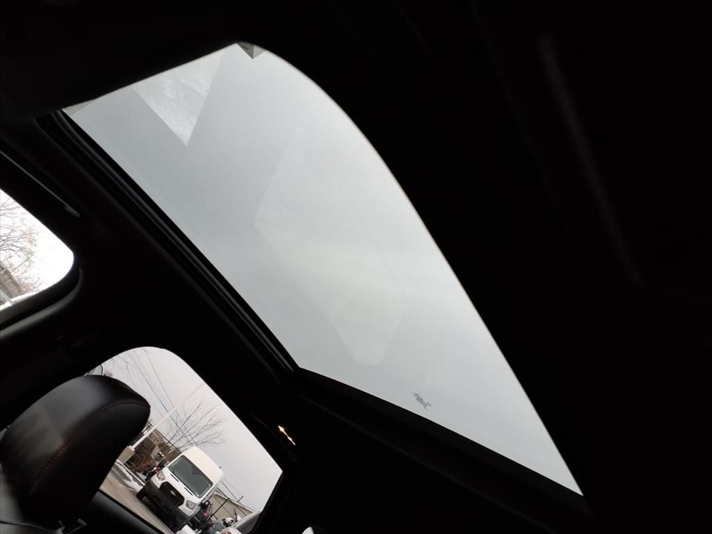 2024 Ford Edge ST Line