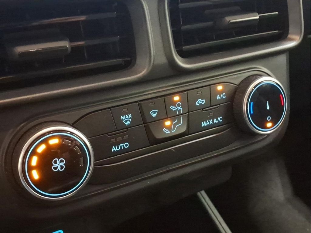 2024 Ford Maverick XL