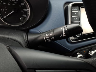 2023 Nissan Versa 1.6 SV