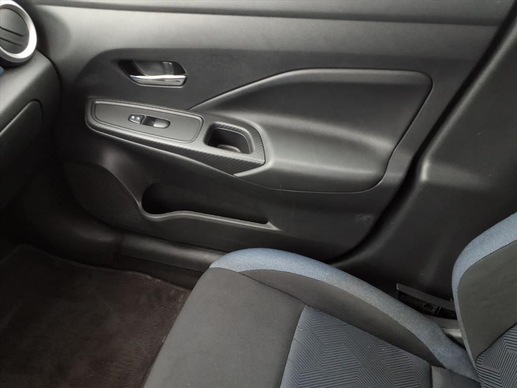 2023 Nissan Versa 1.6 SV