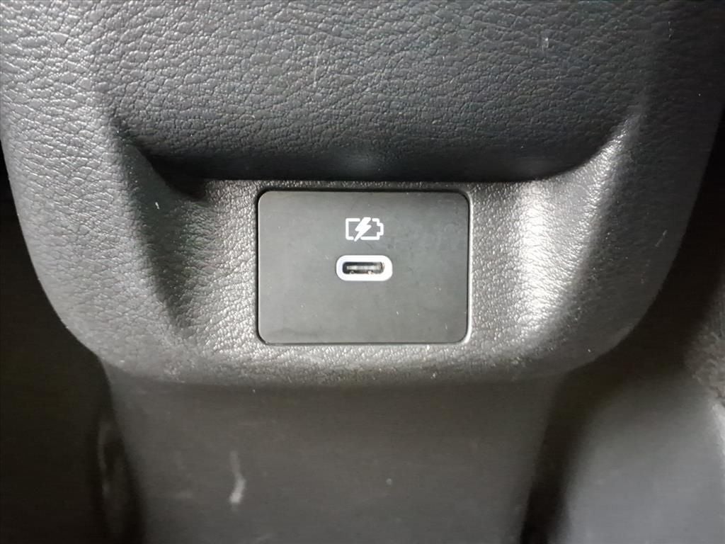 2023 Nissan Versa 1.6 SV