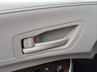 2022 Toyota Sienna LE 8 Passenger