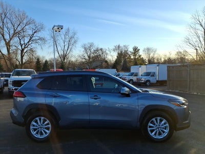 2024 Toyota Corolla Cross LE