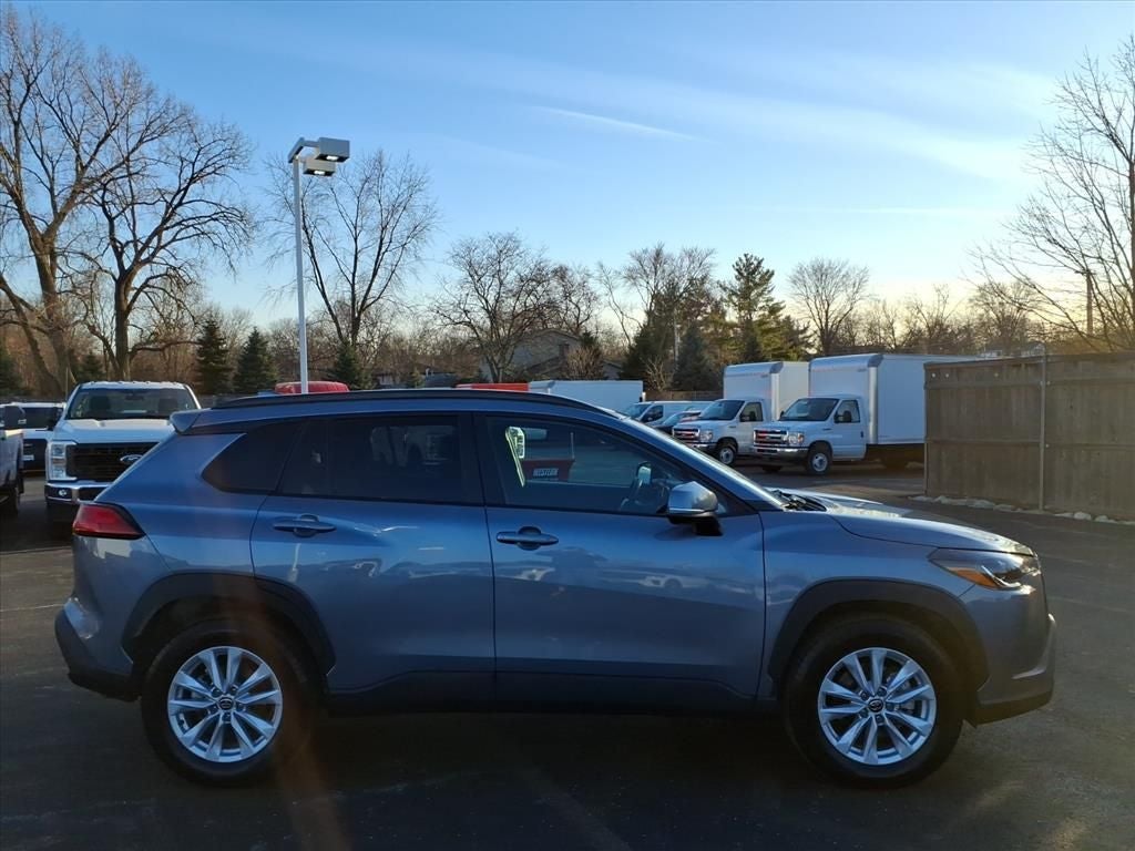 2024 Toyota Corolla Cross LE