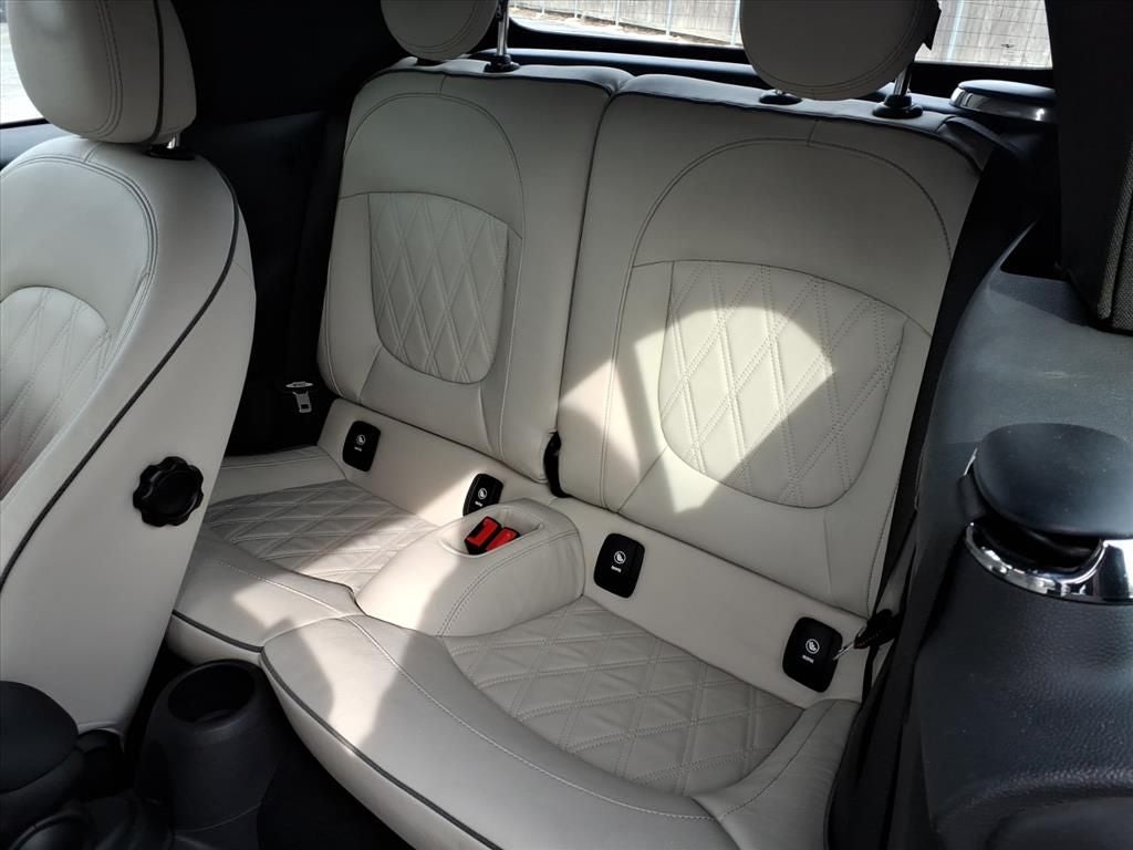 2024 MINI John Cooper Works Iconic