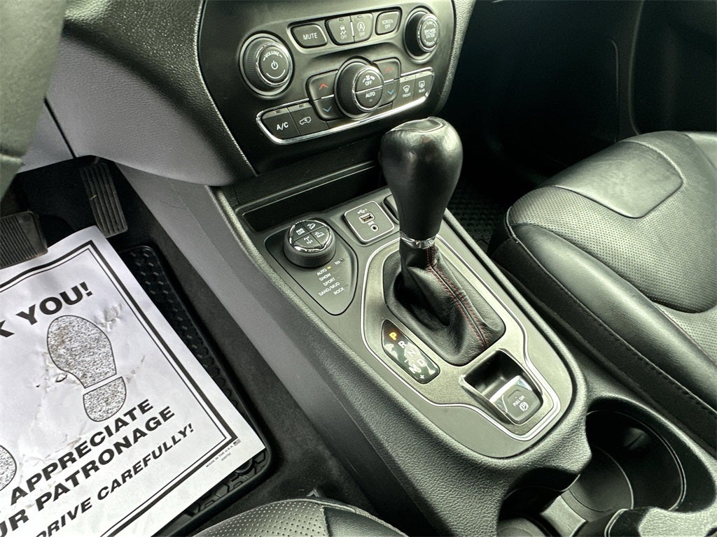 2022 Jeep Cherokee Trailhawk