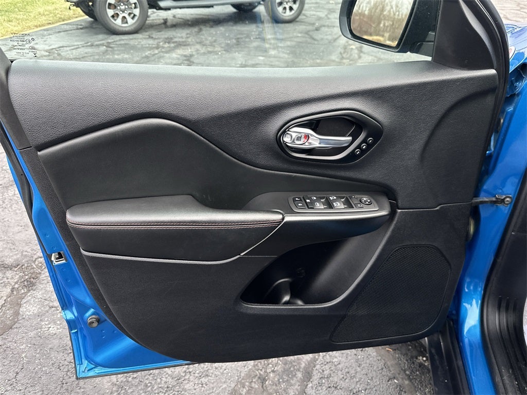 2022 Jeep Cherokee Trailhawk