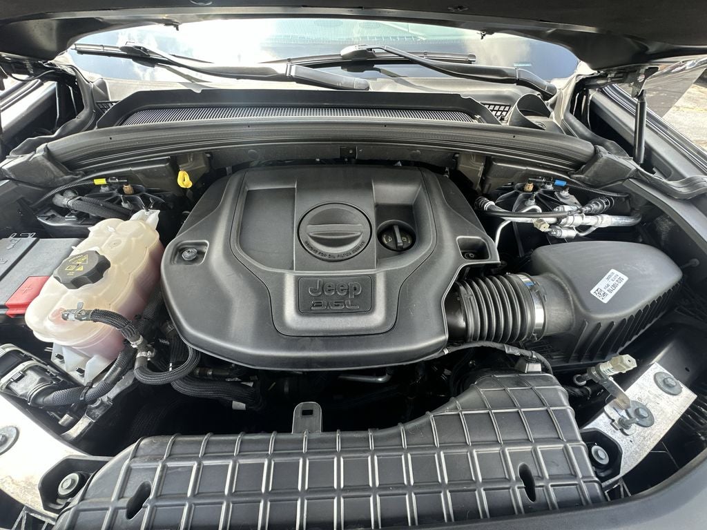 2024 Jeep Grand Cherokee Overland Luxury Group