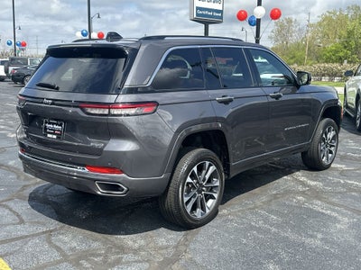 2024 Jeep Grand Cherokee Overland Luxury Group