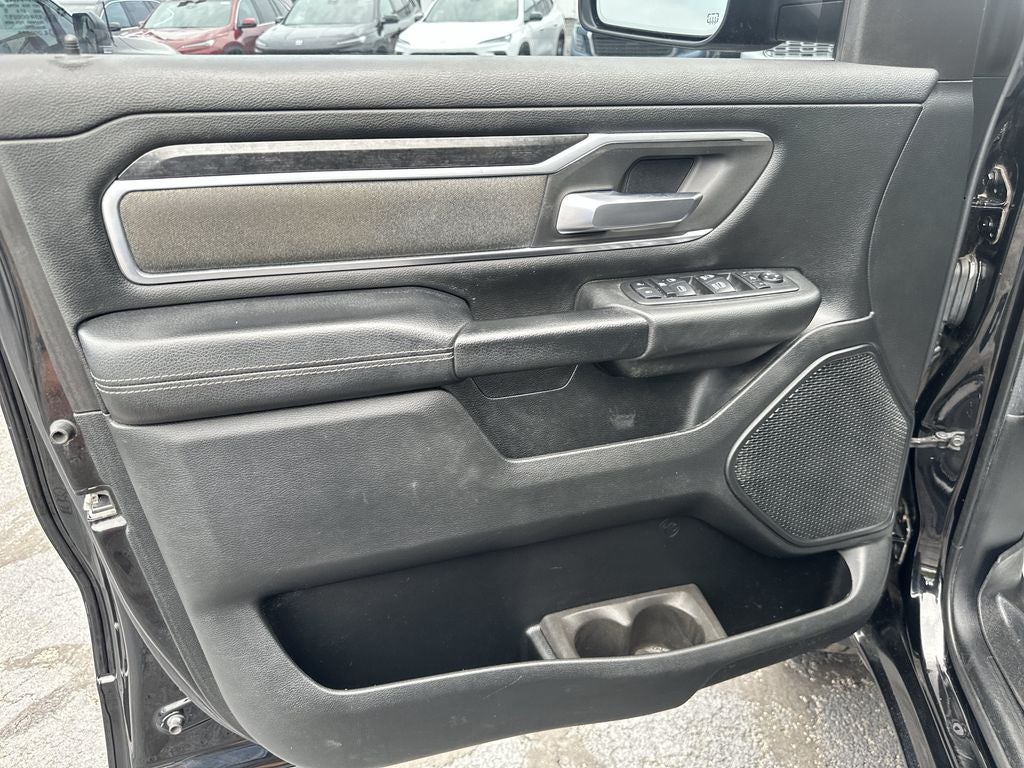 2019 RAM 1500 Big Horn/Lone Star Level 2 Black Appearance Package