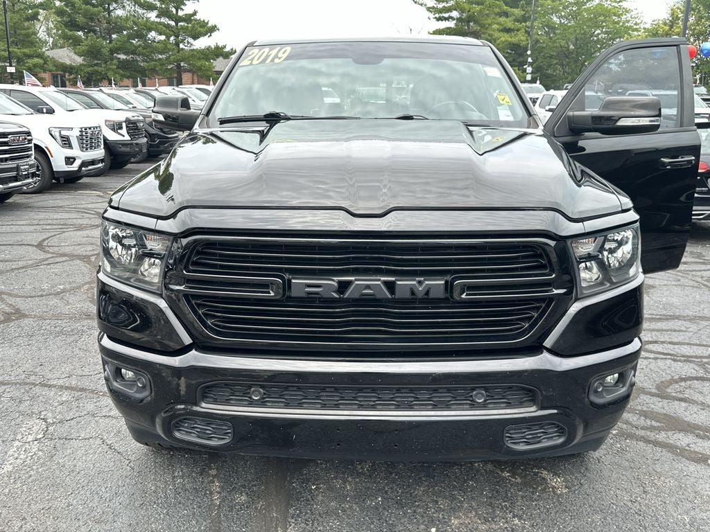 2019 RAM 1500 Big Horn/Lone Star Level 2 Black Appearance Package