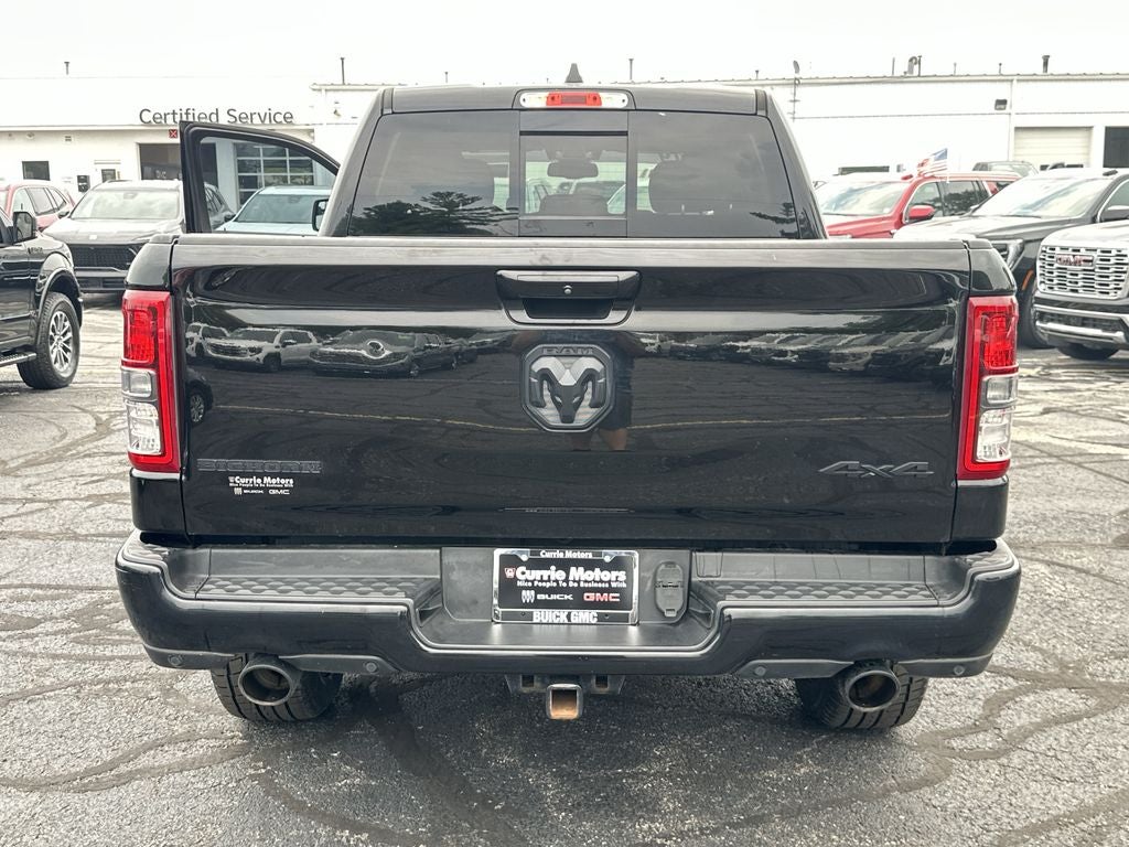 2019 RAM 1500 Big Horn/Lone Star Level 2 Black Appearance Package