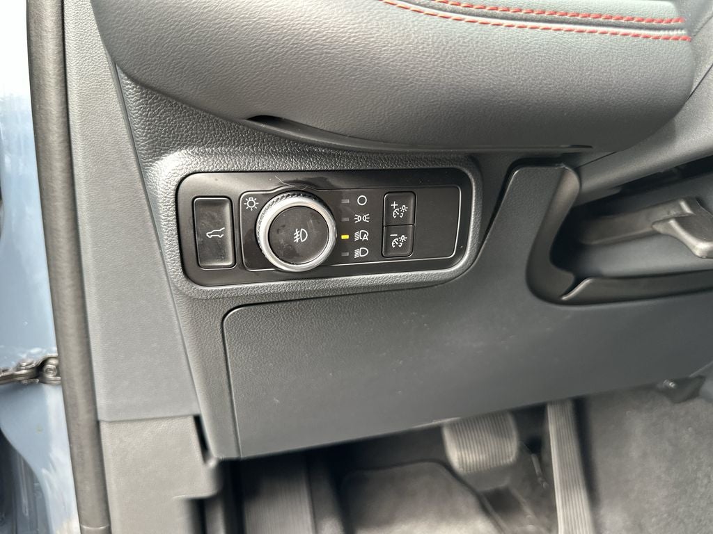 2025 Ford Explorer ST-Line Premium Street Pack