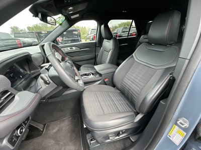 2025 Ford Explorer ST-Line Premium Street Pack