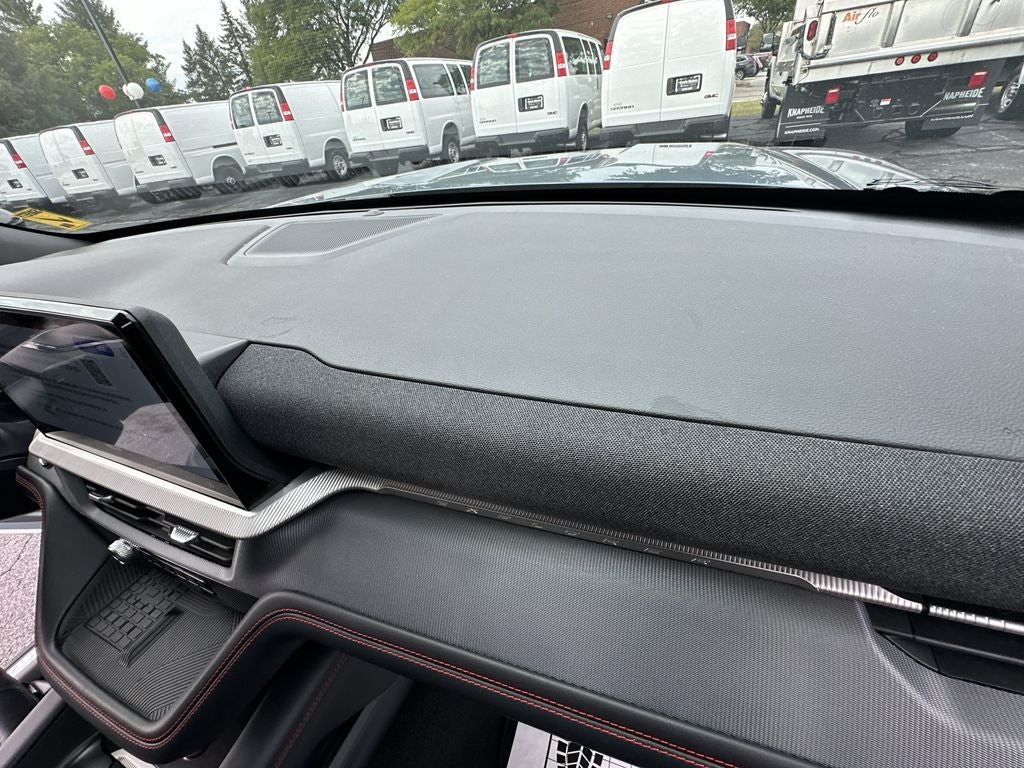 2025 Ford Explorer ST-Line Premium Street Pack