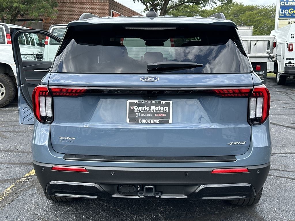 2025 Ford Explorer ST-Line Premium Street Pack