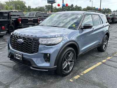 2025 Ford Explorer ST-Line Premium Street Pack