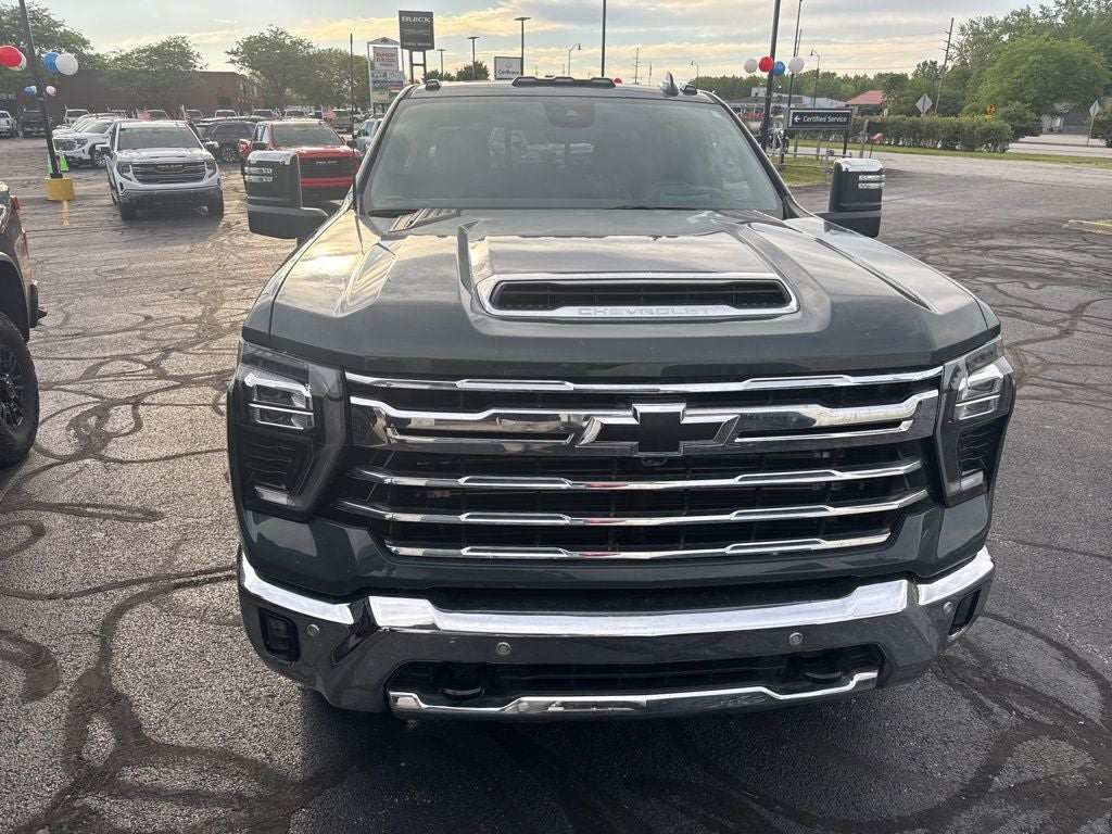 2025 Chevrolet Silverado 3500HD LTZ Premium