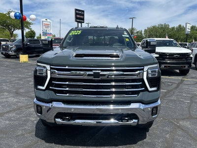 2025 Chevrolet Silverado 3500HD LTZ Premium