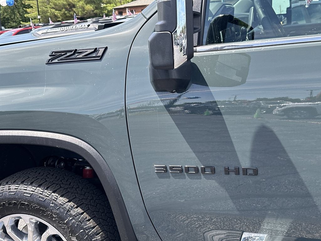 2025 Chevrolet Silverado 3500HD LTZ Premium