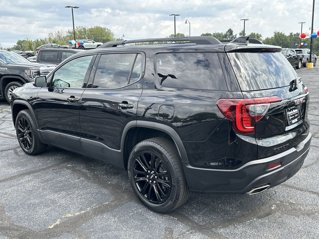 2023 GMC Acadia SLE