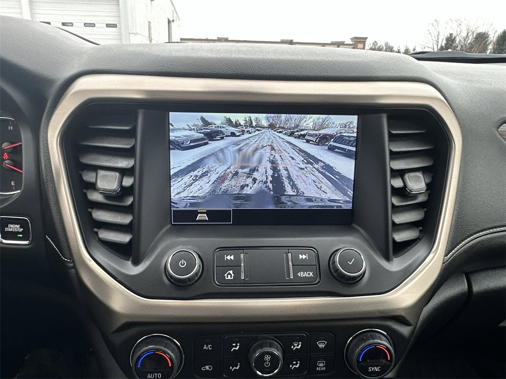 2023 GMC Acadia Denali