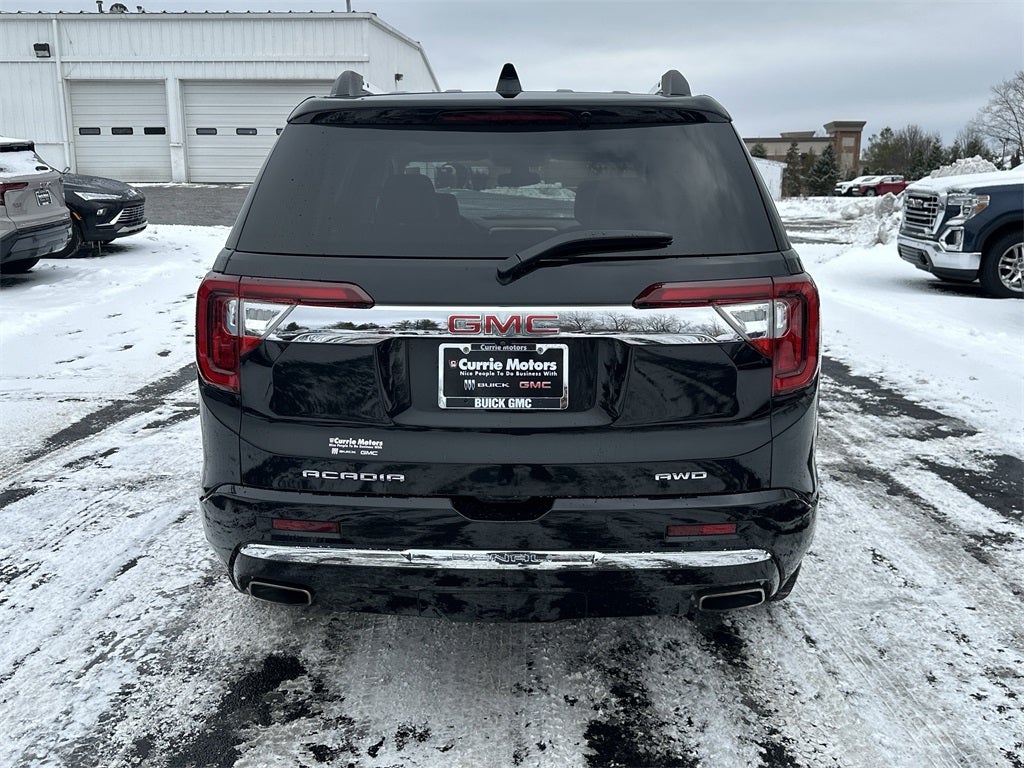 2023 GMC Acadia Denali