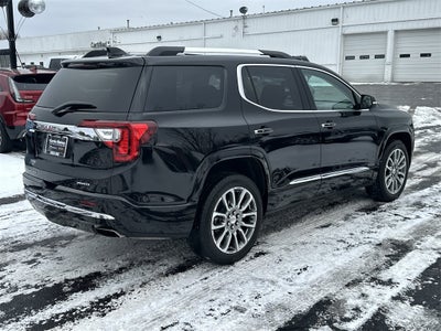 2023 GMC Acadia Denali