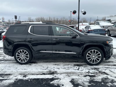 2023 GMC Acadia Denali