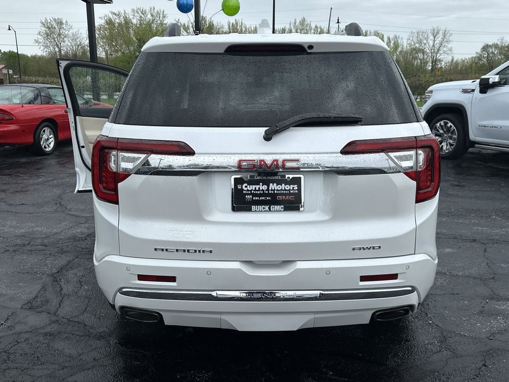 2022 GMC Acadia Denali