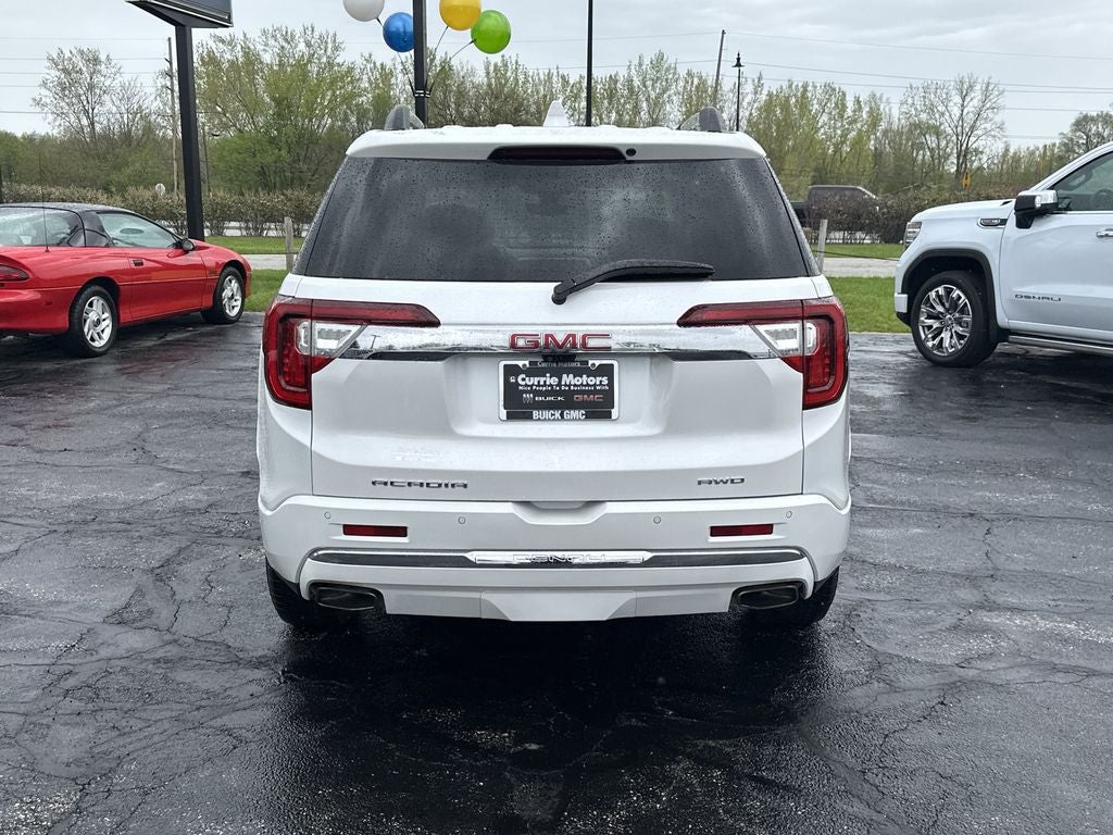 2022 GMC Acadia Denali