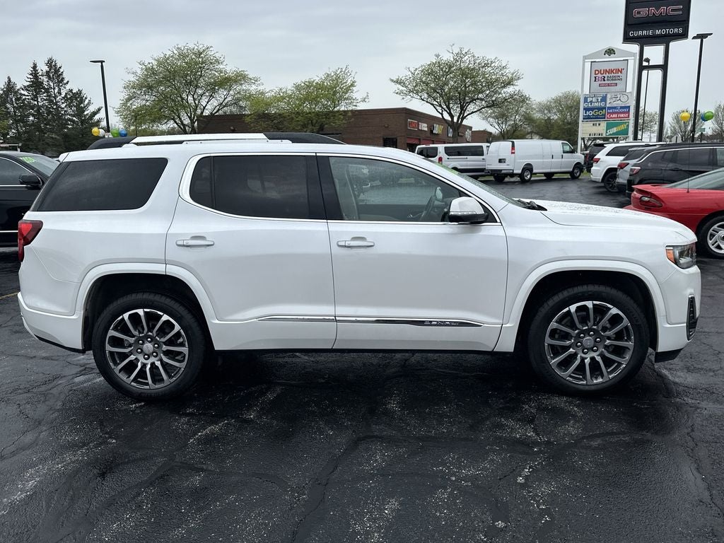 2022 GMC Acadia Denali
