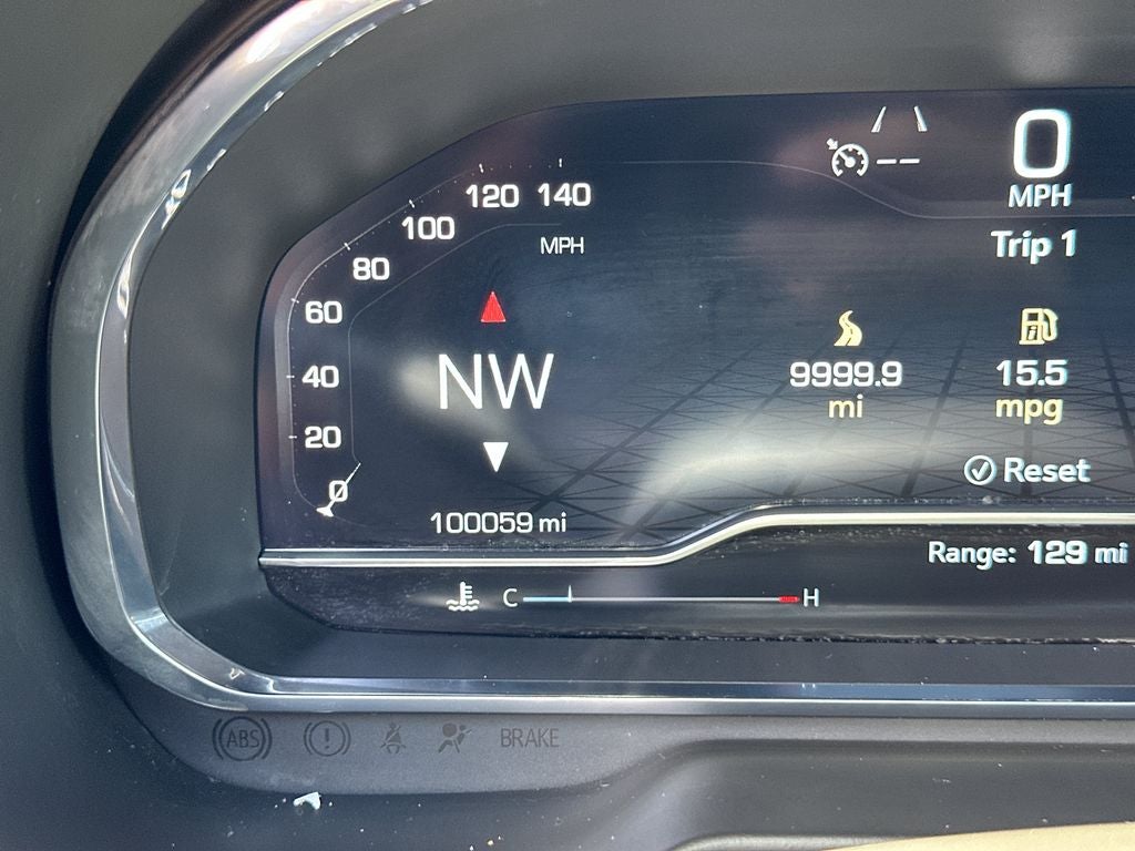 2022 GMC Yukon XL AT4