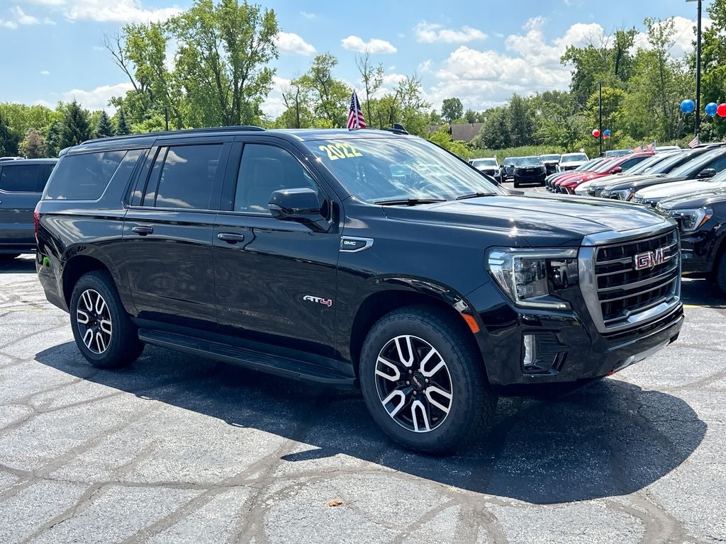 2022 GMC Yukon XL AT4