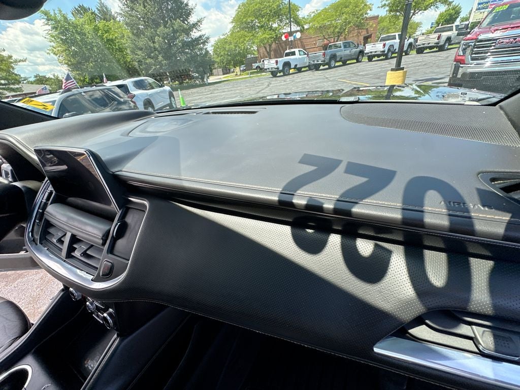 2022 GMC Yukon XL AT4