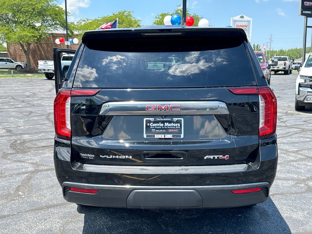 2022 GMC Yukon XL AT4
