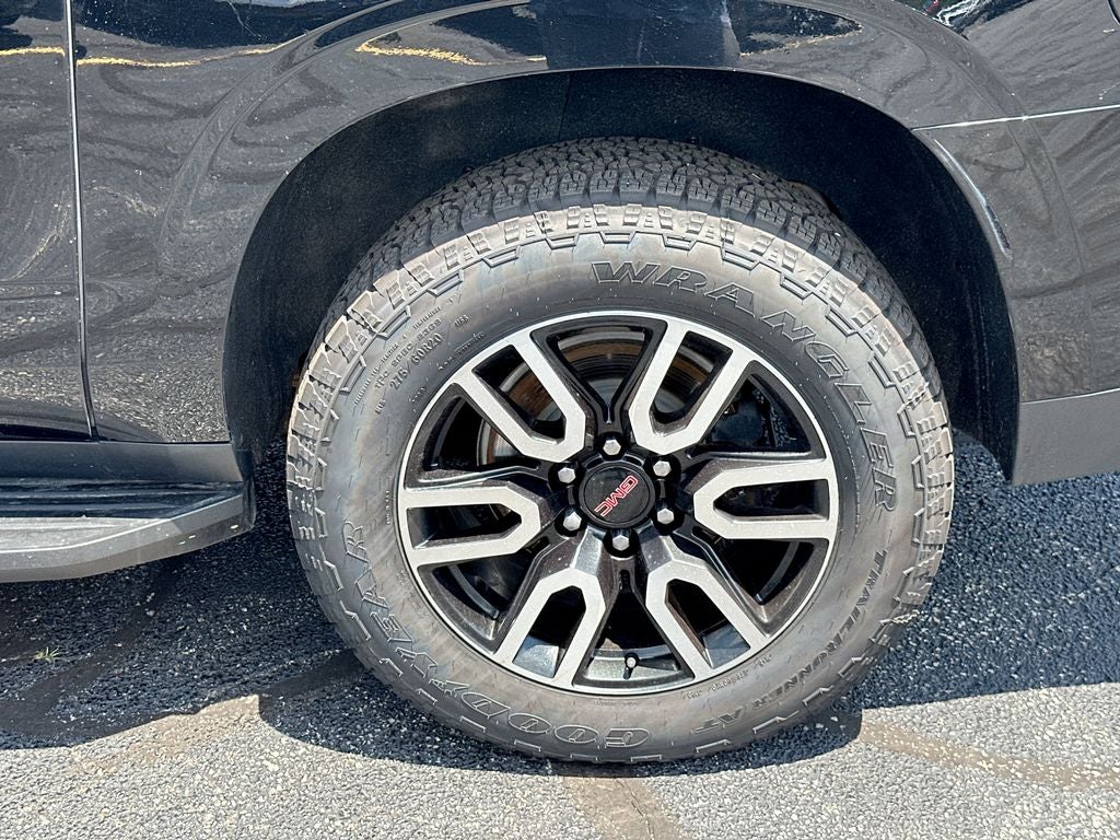 2022 GMC Yukon XL AT4