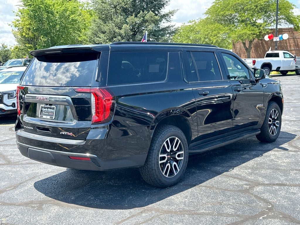 2022 GMC Yukon XL AT4