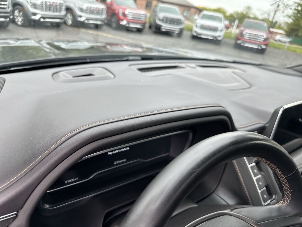 2023 GMC Yukon XL AT4