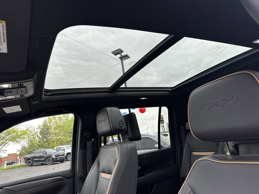 2023 GMC Yukon XL AT4