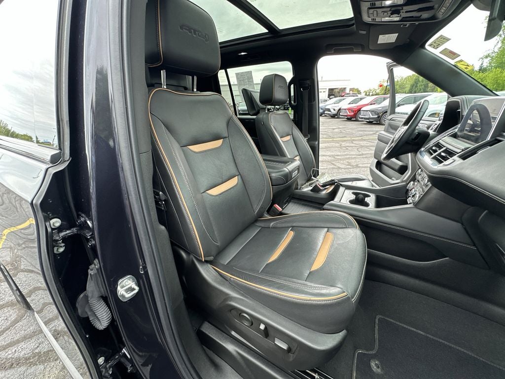 2023 GMC Yukon XL AT4