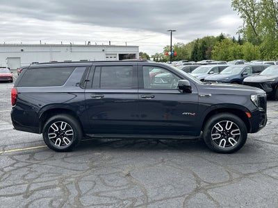 2023 GMC Yukon XL AT4