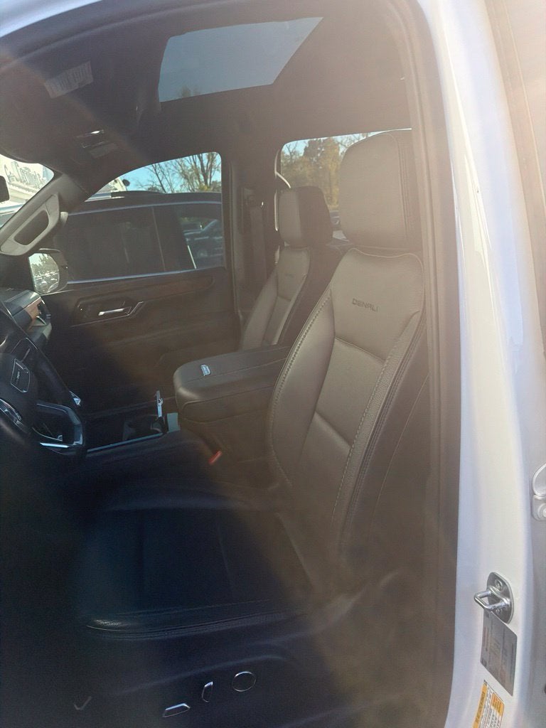 2025 GMC Yukon XL