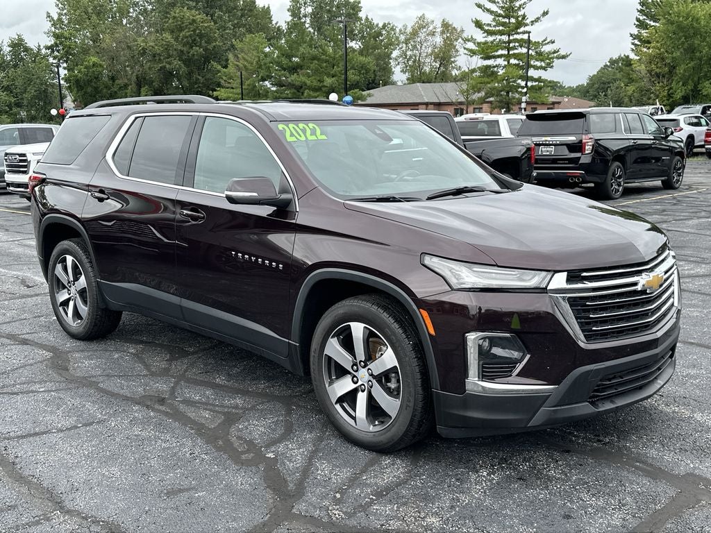 2022 Chevrolet Traverse LT Leather Premium Package