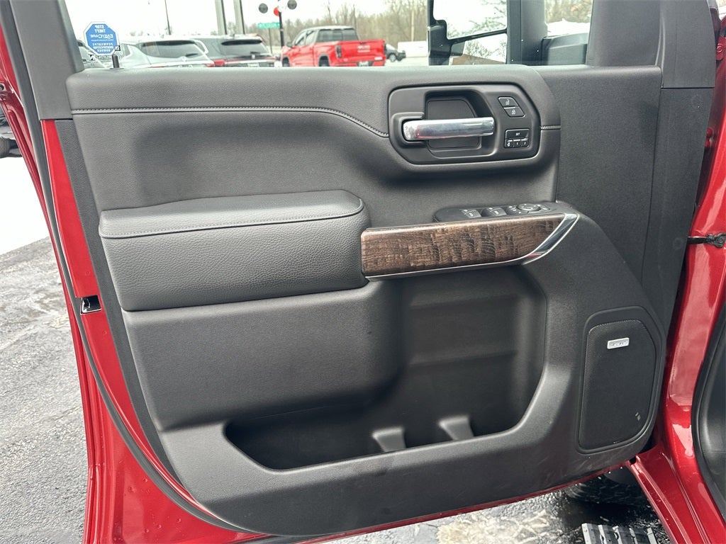 2023 GMC Sierra 2500HD Denali