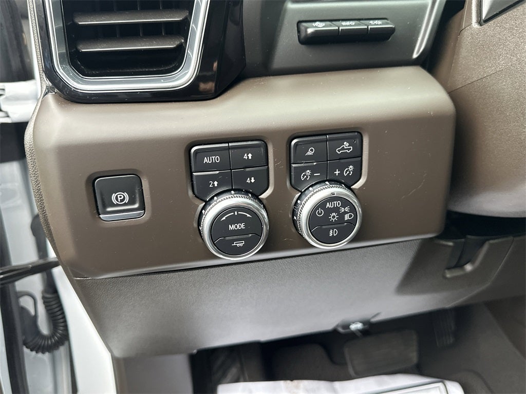 2025 GMC Sierra 2500HD Denali Reserve