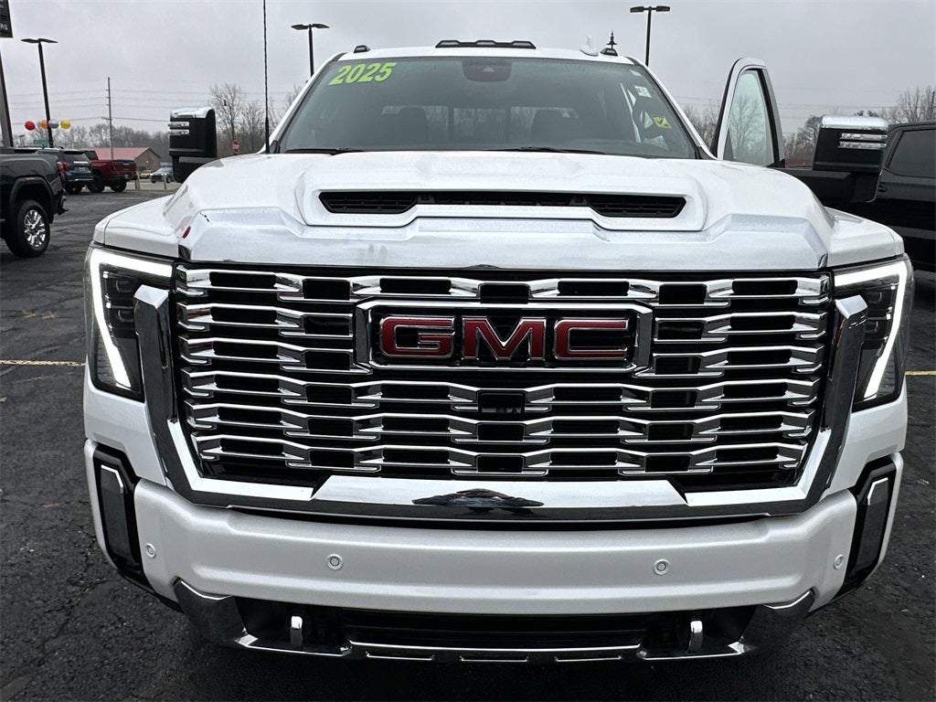 2025 GMC Sierra 2500HD Denali Reserve